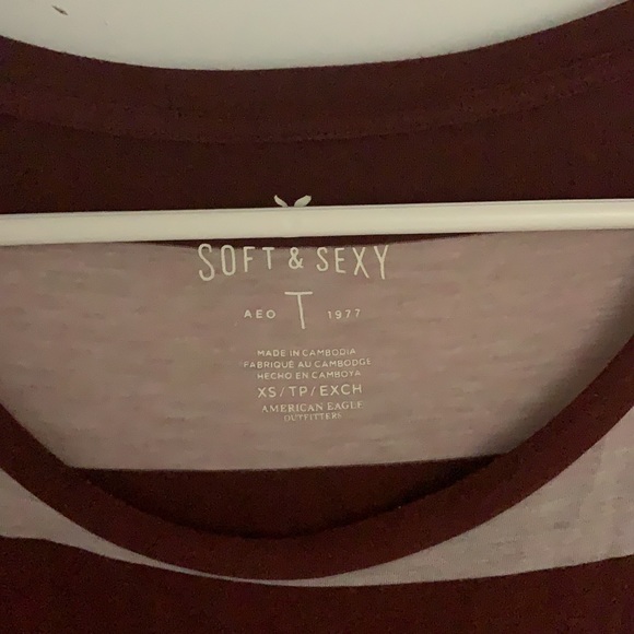 American Eagle maroon and pink striped t-shirt - Picture 2 of 3